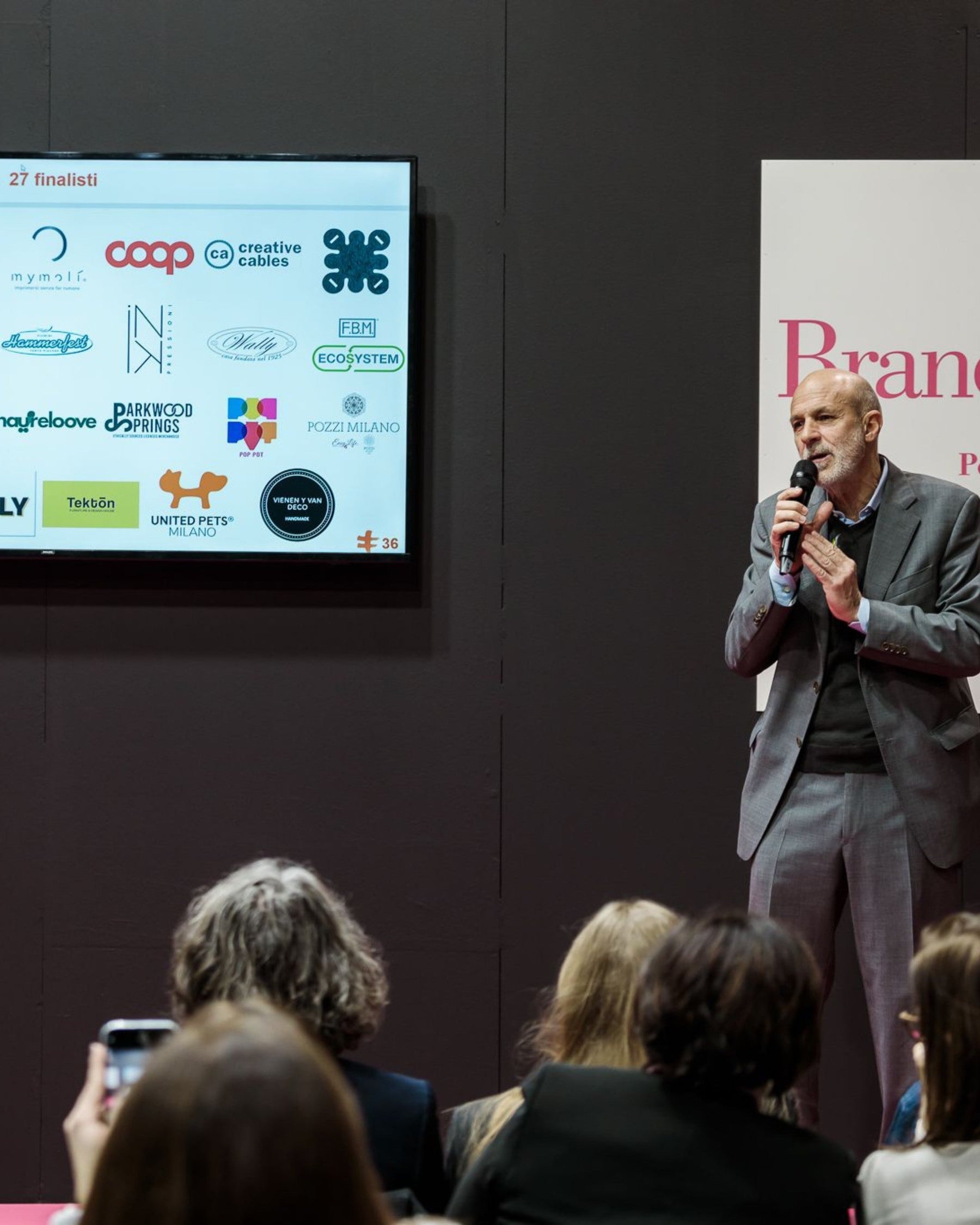 Reclaimed Floor Lamp: Finalist of the Ki-LIFE Sustainable Award